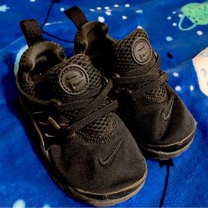 7C Nike Runners -VGUC